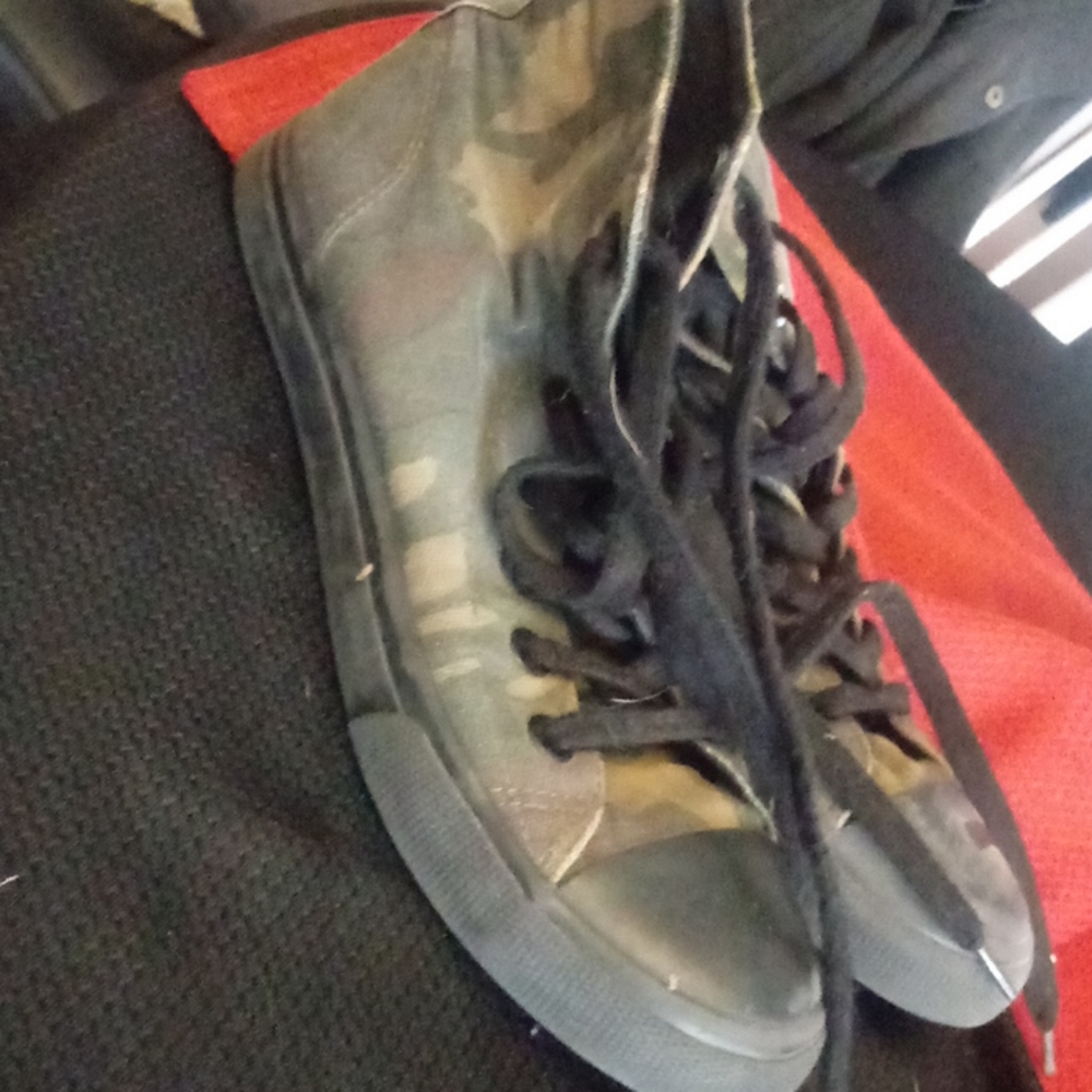 High top sneakers